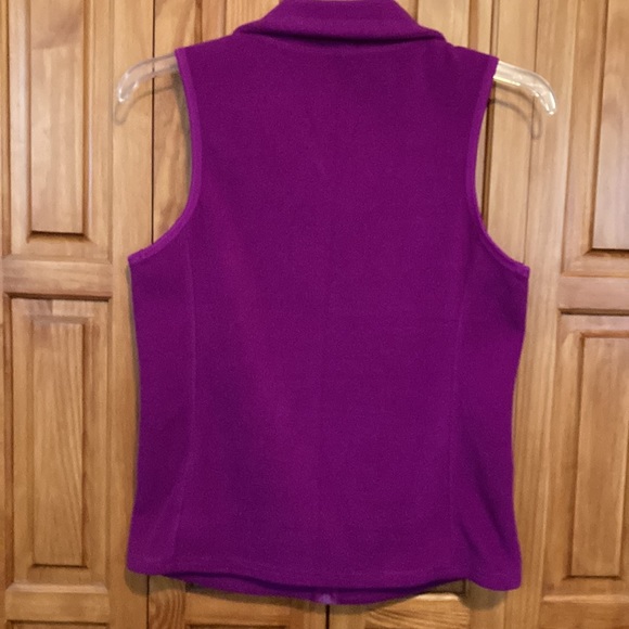 Old Navy; Full Zip Fleece Vest; Fuchsia; - Picture 2 of 5